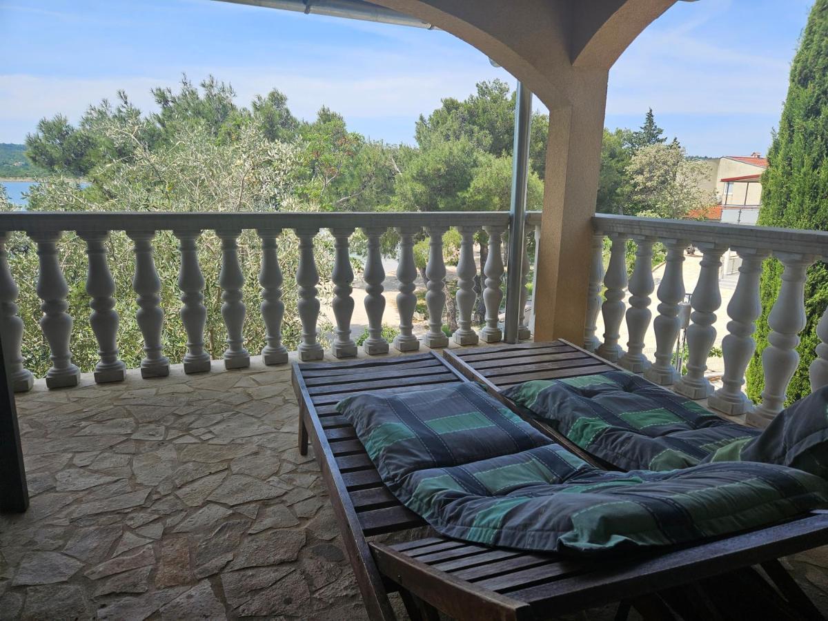 Villa Punta Blava - Beach Front, Ideal For Family Vacation With Kids, Large Terraces With Sea View, Internet, Netflix, No Pets Allowed 오브로박 외부 사진