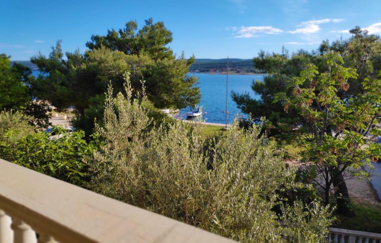 Villa Punta Blava - Beach Front, Ideal For Family Vacation With Kids, Large Terraces With Sea View, Internet, Netflix, No Pets Allowed 오브로박 외부 사진