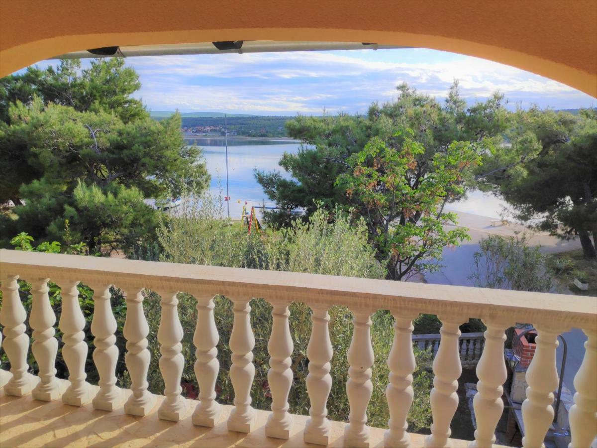 Villa Punta Blava - Beach Front, Ideal For Family Vacation With Kids, Large Terraces With Sea View, Internet, Netflix, No Pets Allowed 오브로박 외부 사진