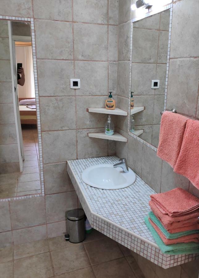 Villa Punta Blava - Beach Front, Ideal For Family Vacation With Kids, Large Terraces With Sea View, Internet, Netflix, No Pets Allowed 오브로박 외부 사진